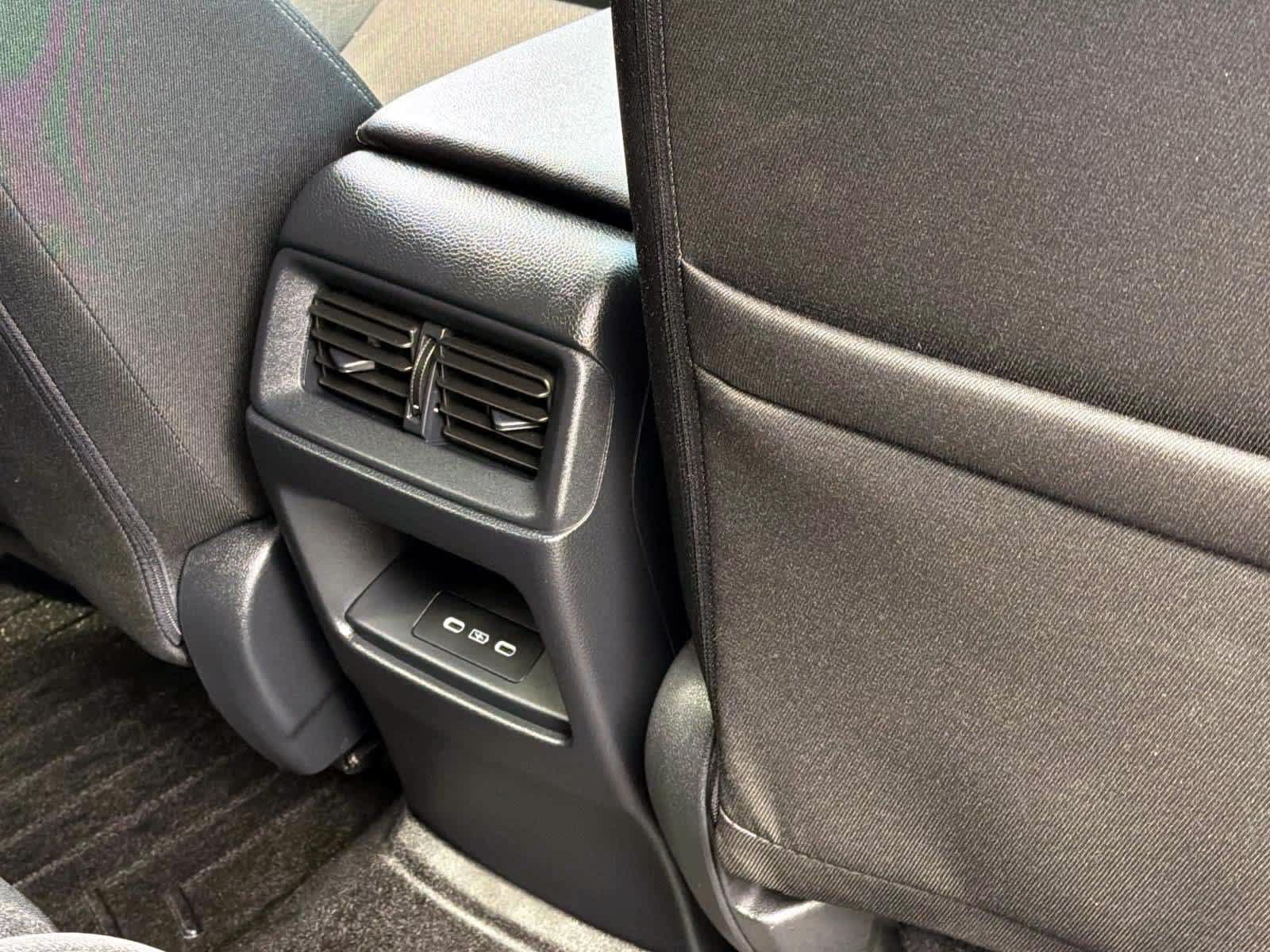 Used 2025 Honda CR-V EX image 12