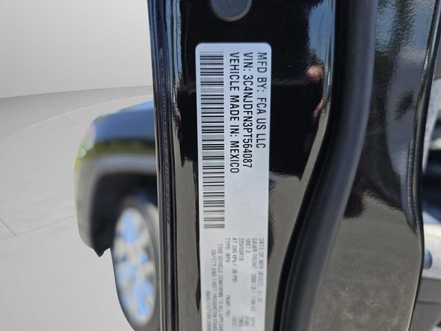 Certified 2023 Jeep Compass Latitude AWD/4WD image 34