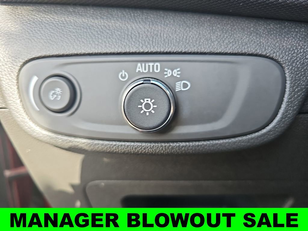 Used 2024 Chevrolet TrailBlazer LT FWD image 25