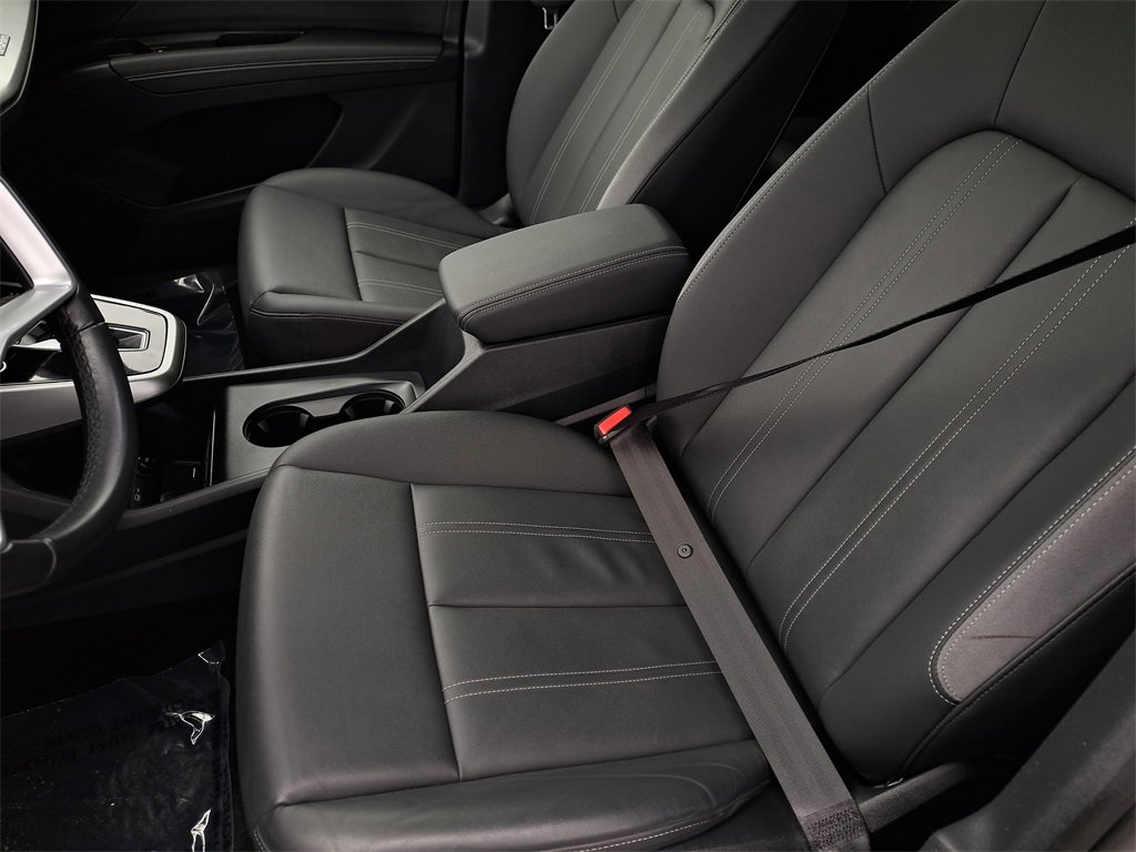 Certified 2024 Audi Q4 e-tron Premium Plus w/ Premium Plus image 18