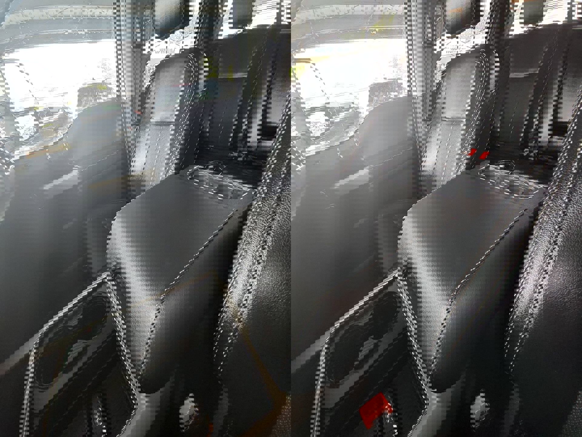 Used 2021 Ford F250 Lariat w/ Tremor Off-Road Package image 22