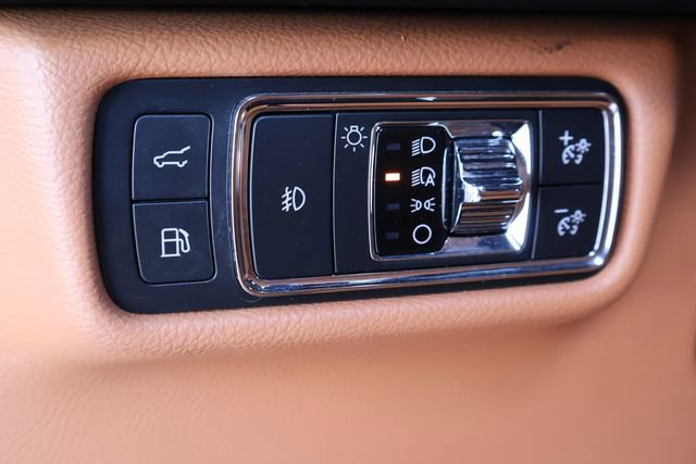 Used 2020 Lincoln Aviator Black Label Grand Touring w/ Class IV Trailer Tow Package AWD/4WD image 23