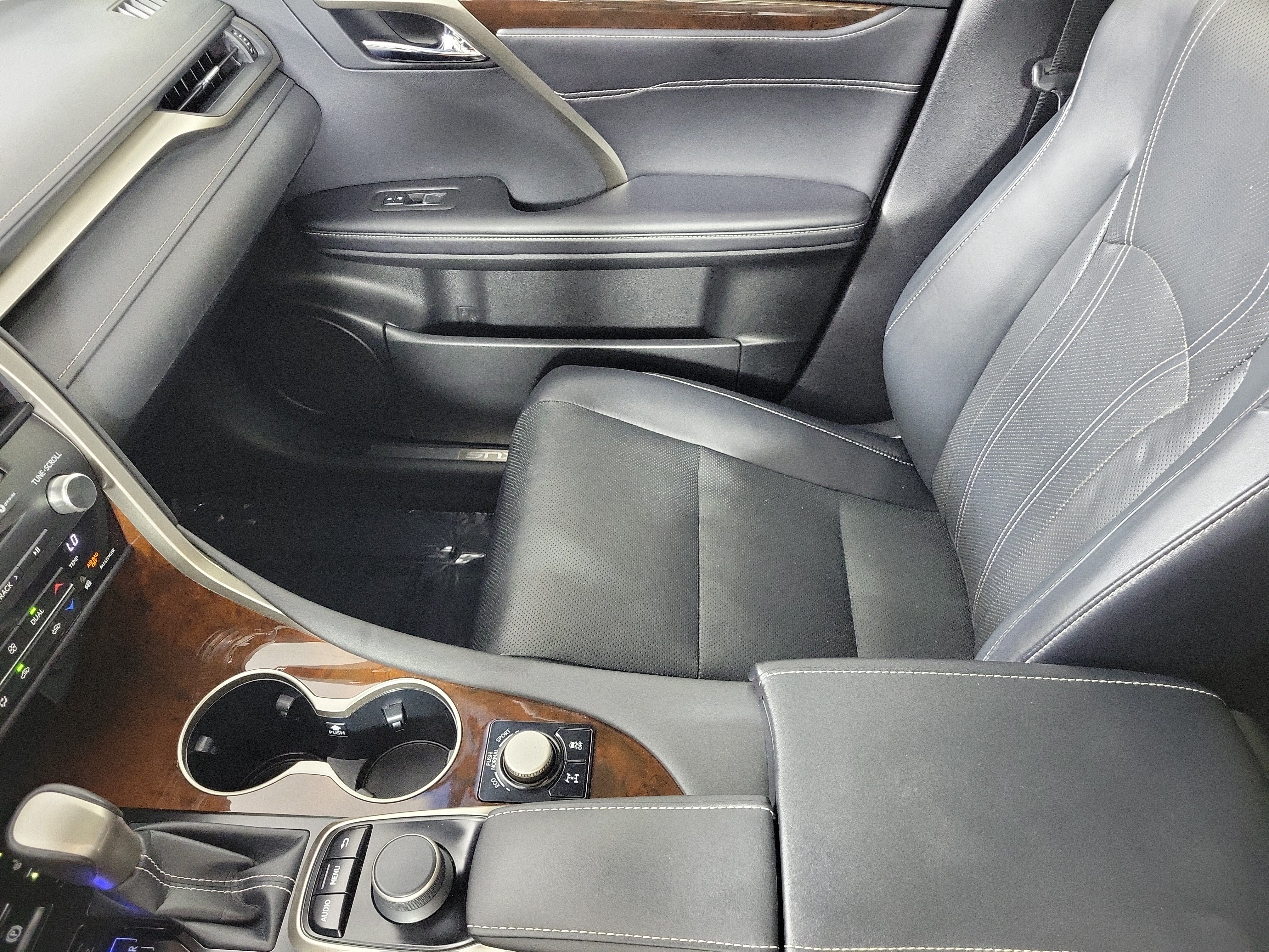 Used 2018 Lexus RX 350 AWD w/ Premium Package image 23