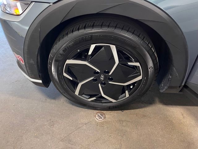 Used 2024 Hyundai Ioniq 5 SEL RWD image 28
