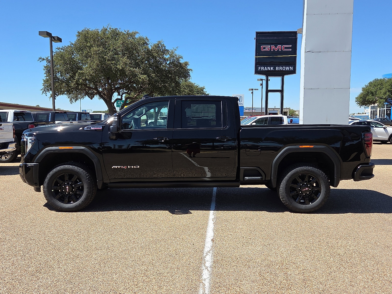 New 2026 GMC Sierra 2500 AT4 w/ AT4 Premium Plus Package image 2