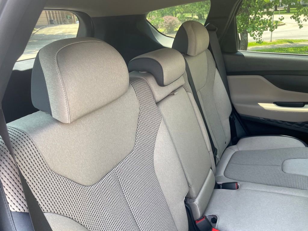 Used 2021 Hyundai Santa Fe SE FWD image 30