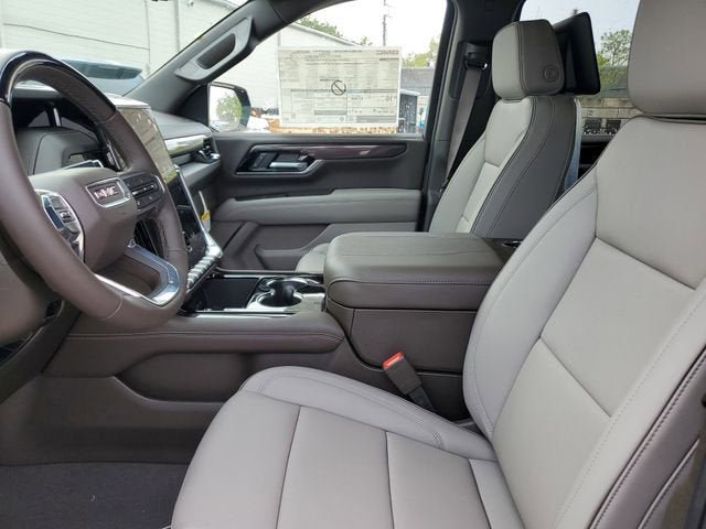 New 2026 GMC Yukon XL Elevation w/ Elevation Premium Package AWD/4WD image 19