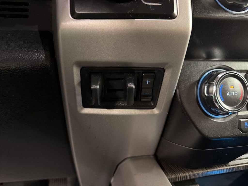 Used 2020 Ford F250 Lariat AWD/4WD image 18