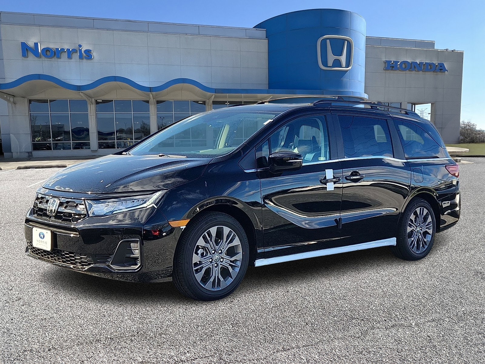 New 2026 Honda Odyssey Touring image 2