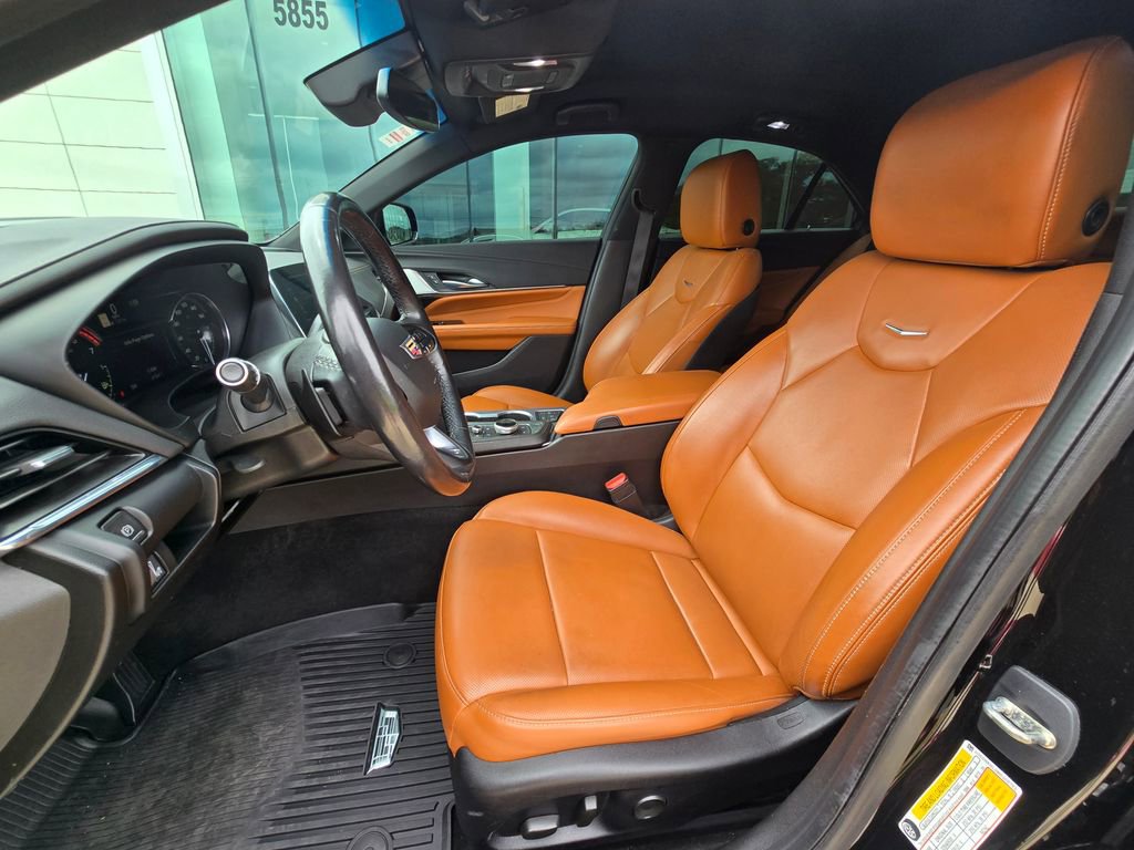 Used 2021 Cadillac CT4 Premium Luxury RWD image 10