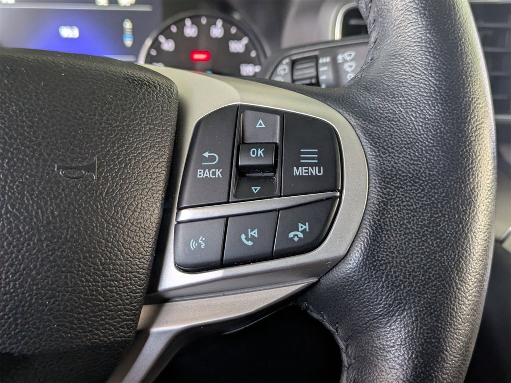 Used 2024 Ford Explorer XLT w/ Equipment Group 202A image 15