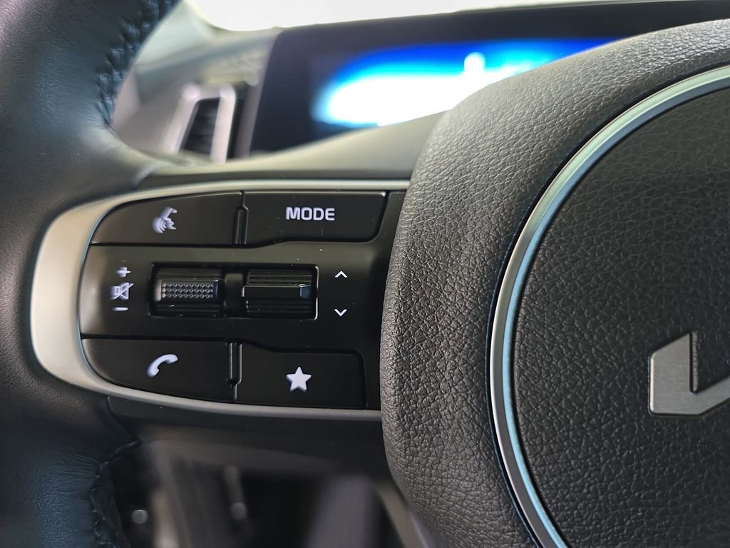 Used 2024 Kia Sportage SX image 20