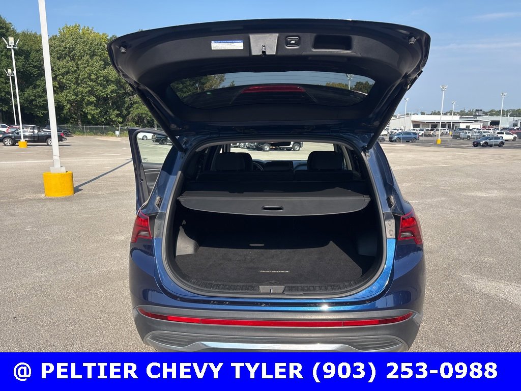 Used 2022 Hyundai Santa Fe SEL w/ Convenience Package image 19