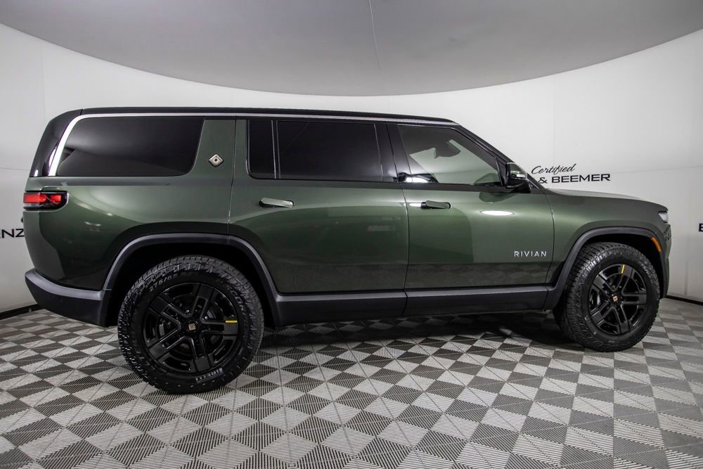 Used 2025 Rivian R1S Adventure AWD/4WD image 17