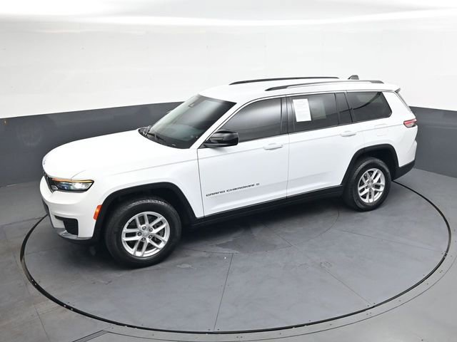 Used 2023 Jeep Grand Cherokee L Laredo RWD image 27