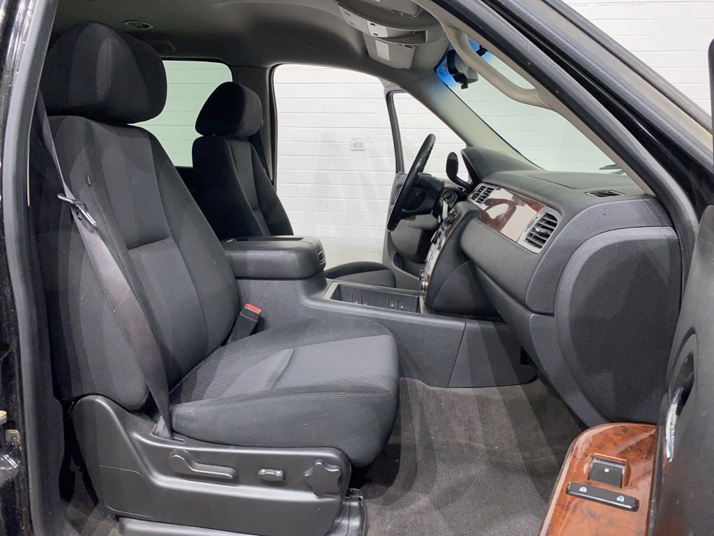 Used 2010 Chevrolet Tahoe LS w/ Interior Plus Package image 11