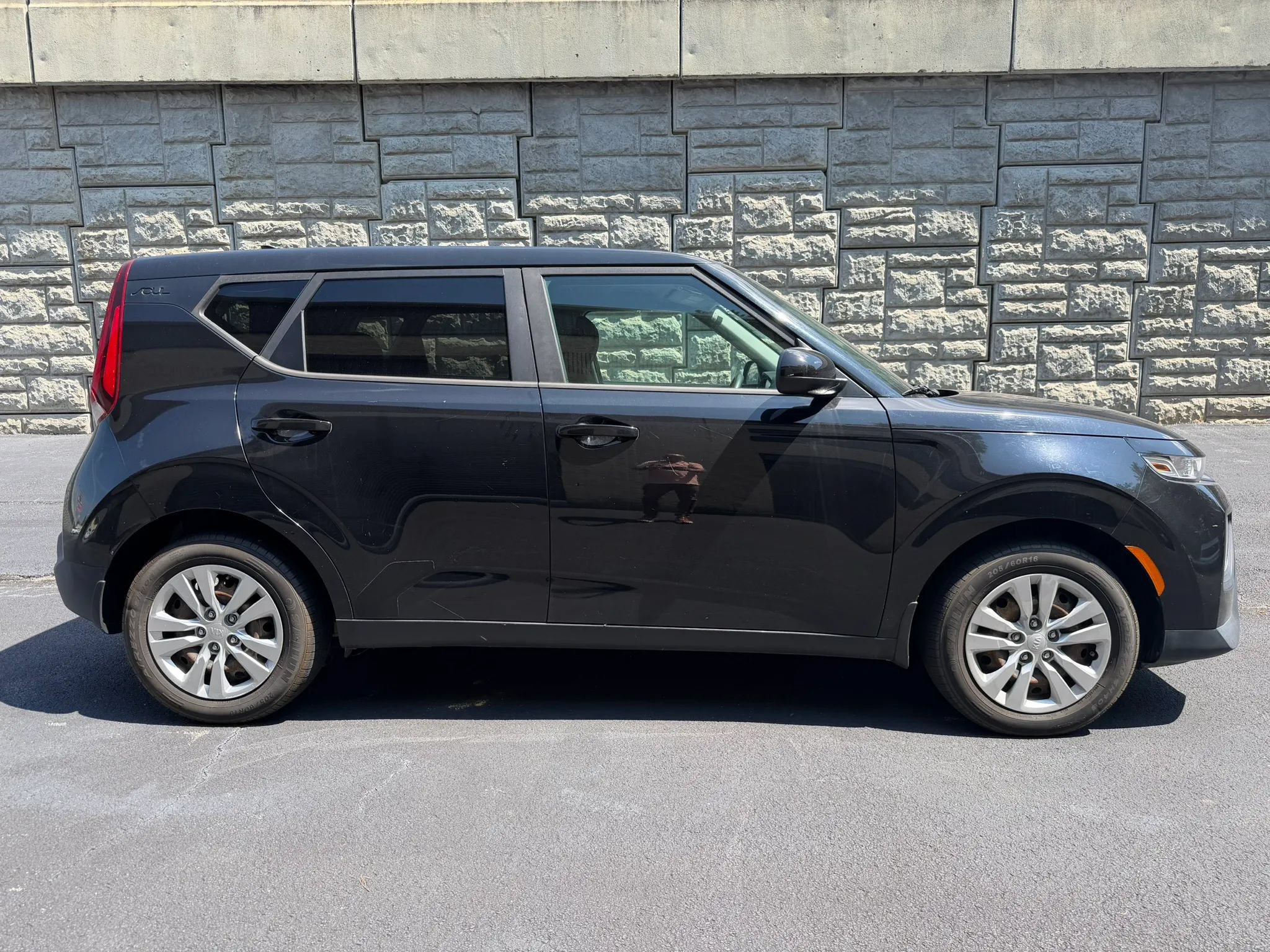 Used 2020 Kia Soul LX FWD image 6