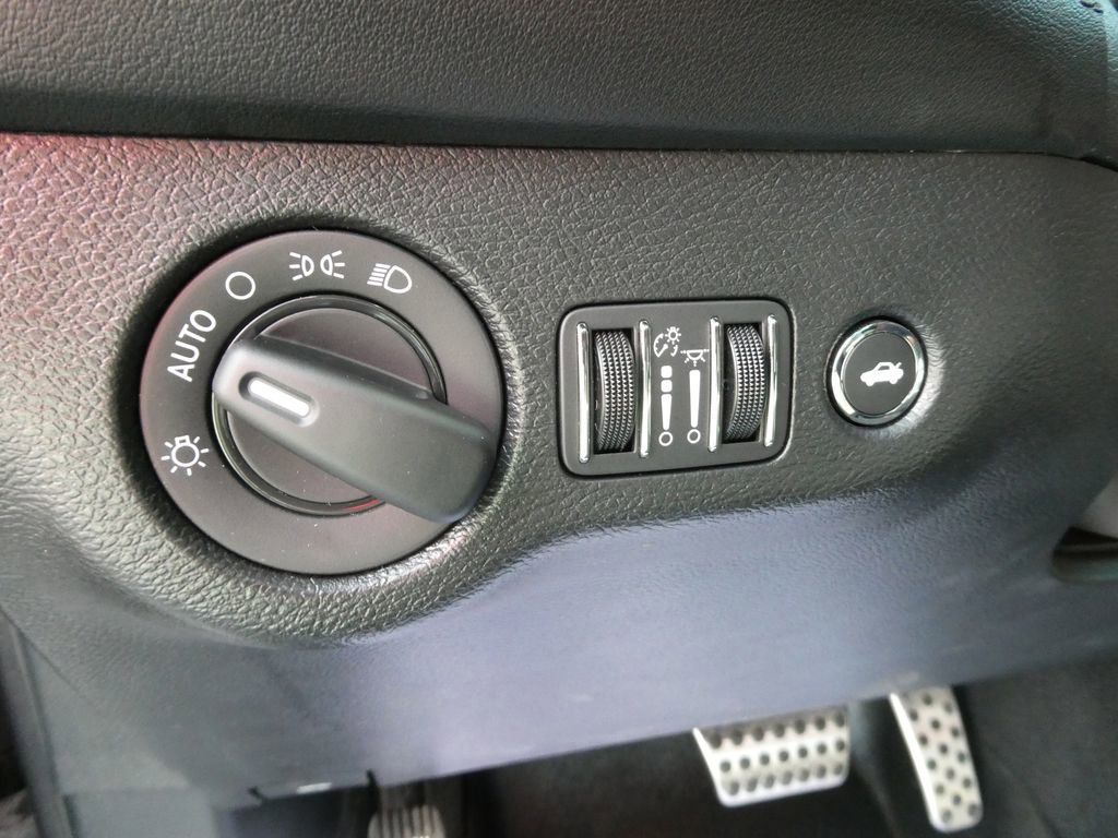 Used 2022 Dodge Challenger R/T Scat Pack image 22