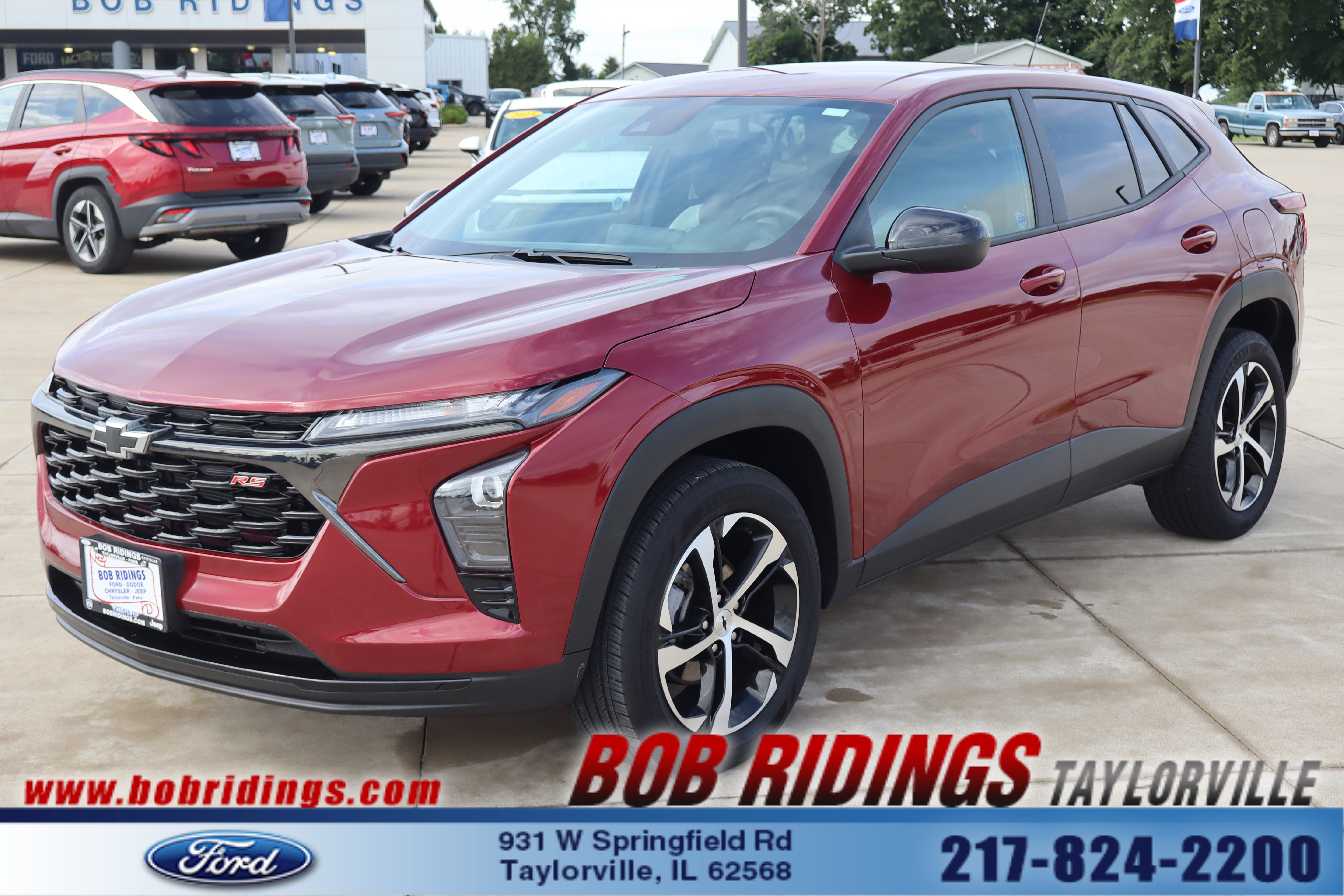 Used 2024 Chevrolet Trax RS FWD image 1