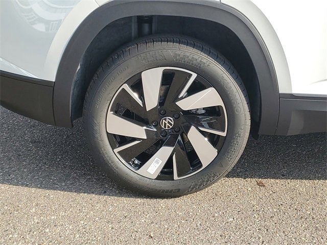 New 2026 Volkswagen Atlas Cross Sport SE image 5