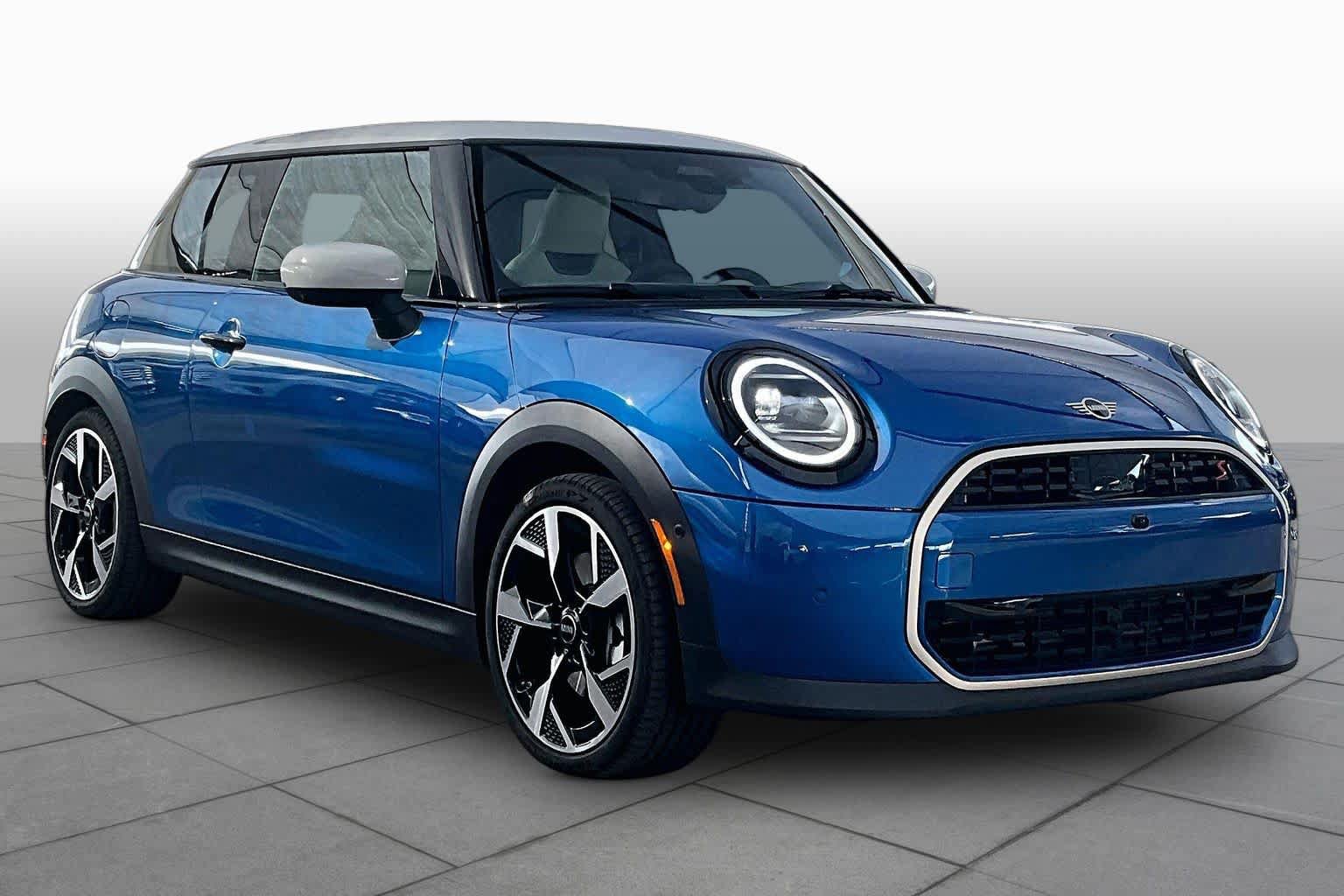 Used 2026 MINI Cooper S FWD image 3