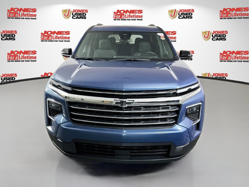 Used 2024 Chevrolet Traverse LT AWD/4WD image 12