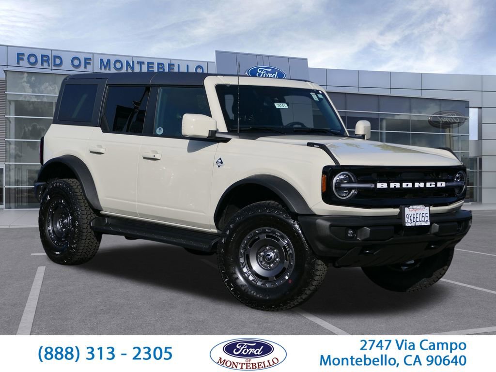 Used 2025 Ford Bronco Outer Banks w/ Sasquatch Package image 1