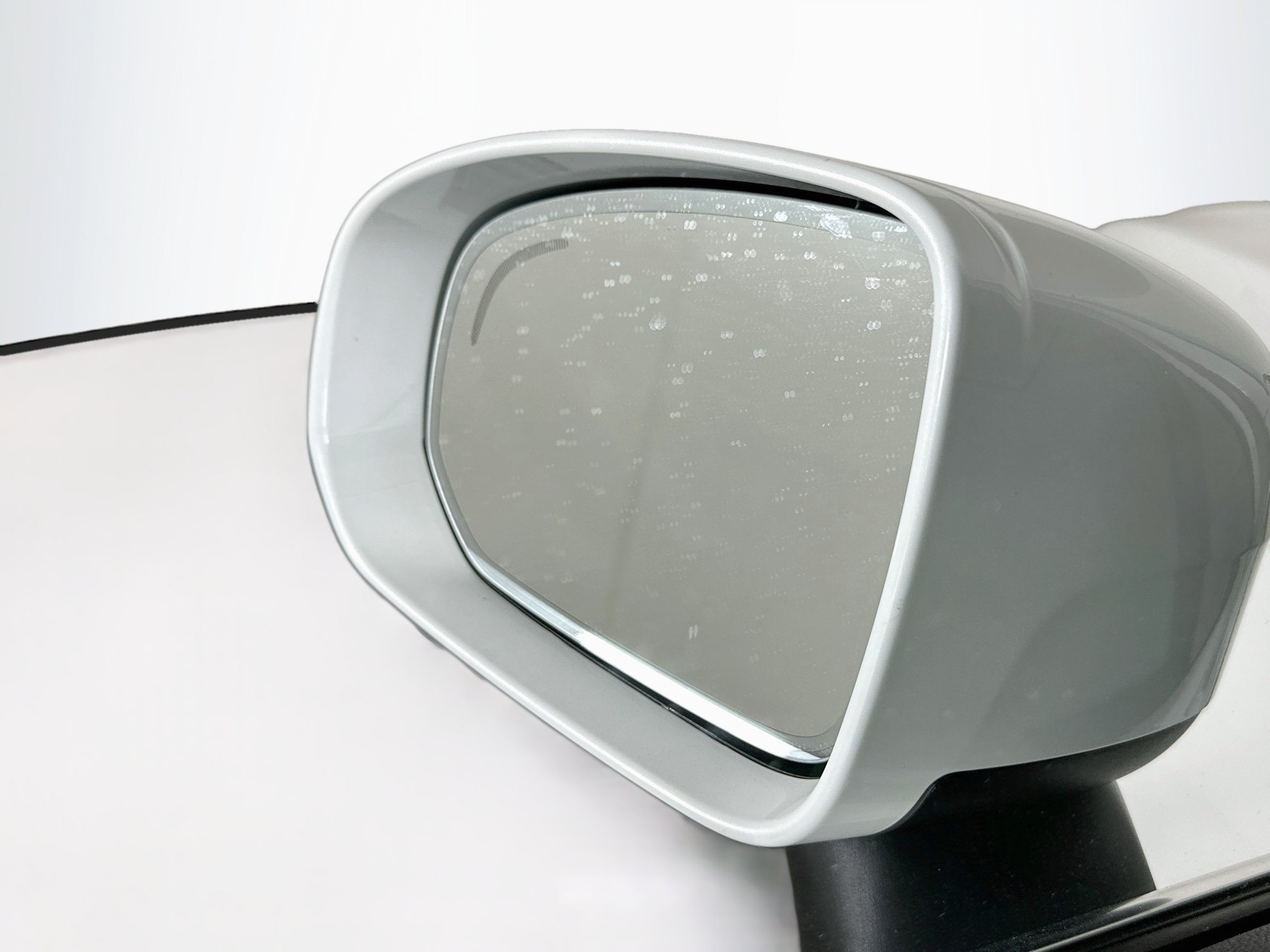 Used 2023 Volvo XC60 B5 Plus w/ Protection Package Premier FWD image 16