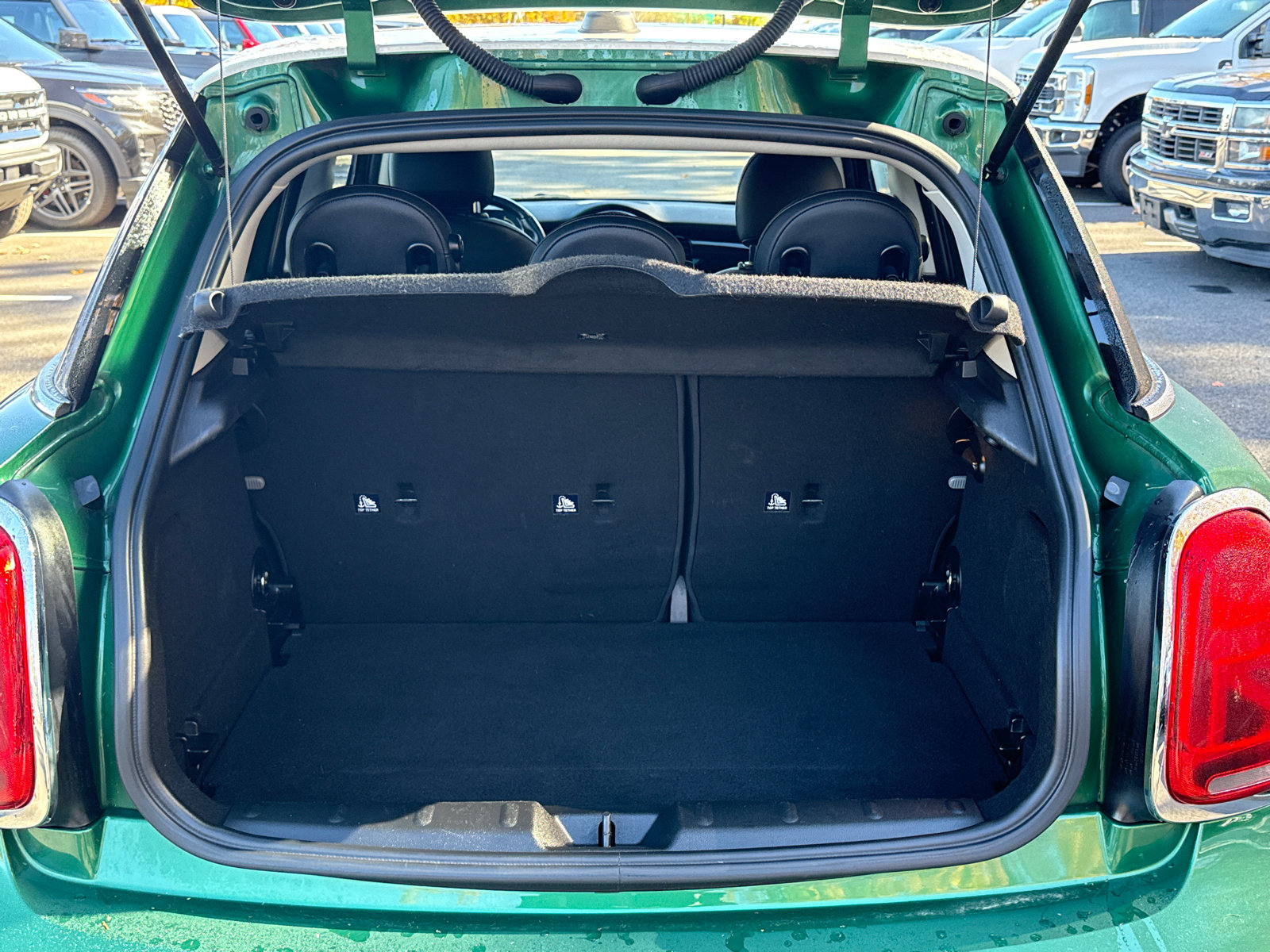 Used 2023 MINI Cooper 4-Door Hardtop FWD image 26