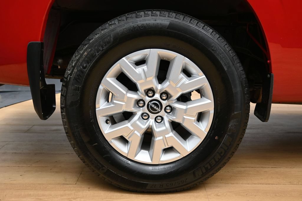 Used 2022 Nissan Frontier SV RWD image 11