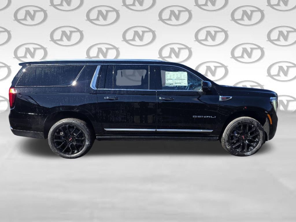 New 2026 GMC Yukon XL Denali w/ Denali Reserve Package AWD/4WD image 14