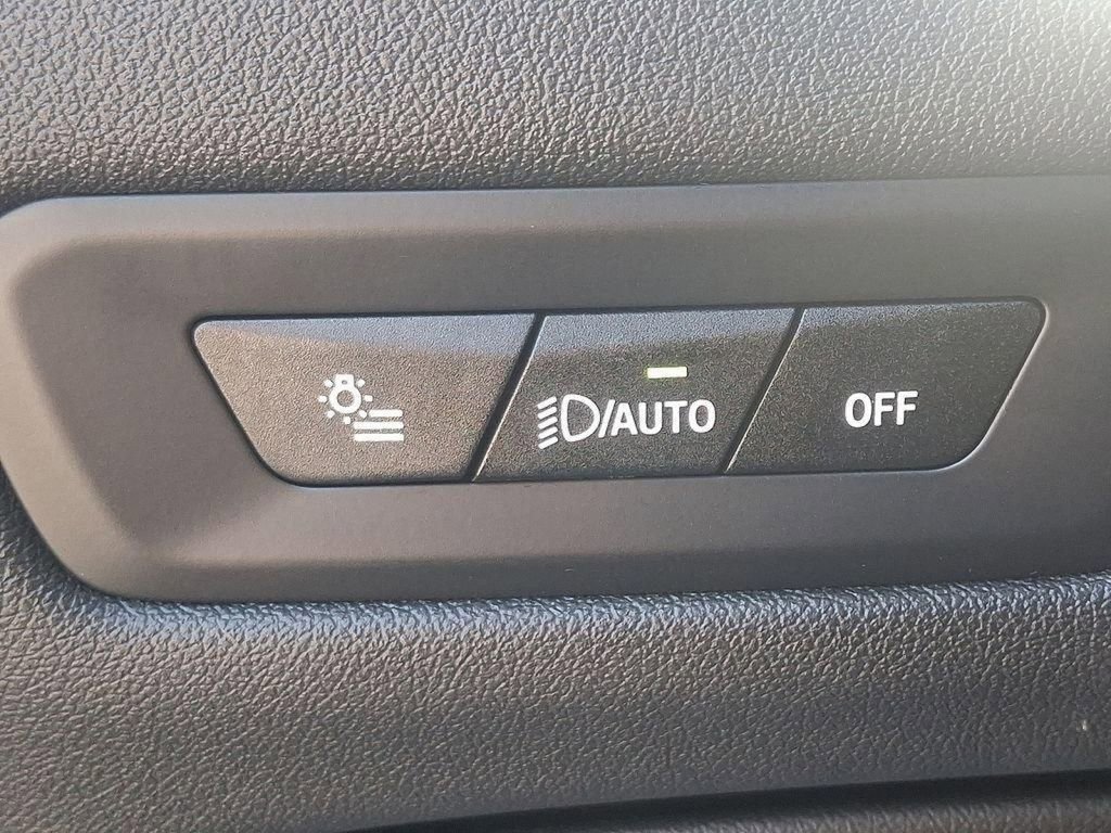 Certified 2025 BMW X5 xDrive50e w/ Climate Comfort Package image 27