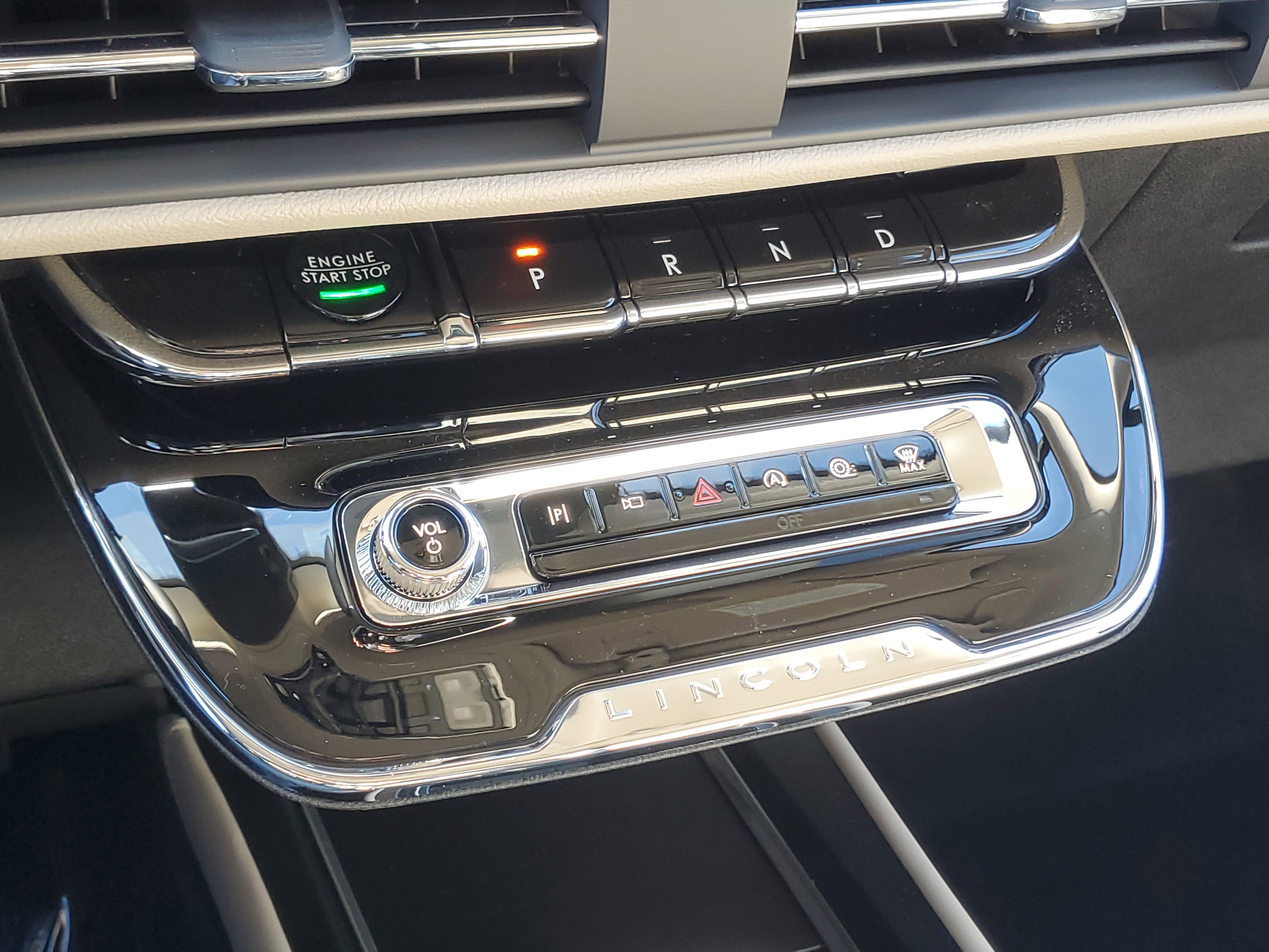 New 2026 Lincoln Corsair Premiere image 22