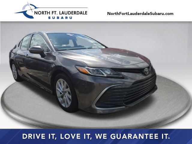 Used 2021 Toyota Camry LE FWD video 1