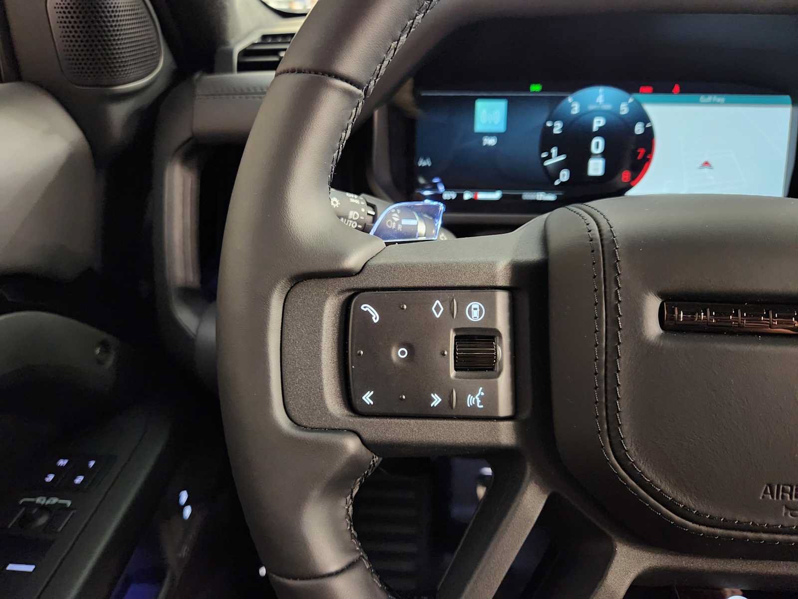 New 2026 Land Rover Defender 110 OCTA AWD/4WD image 27