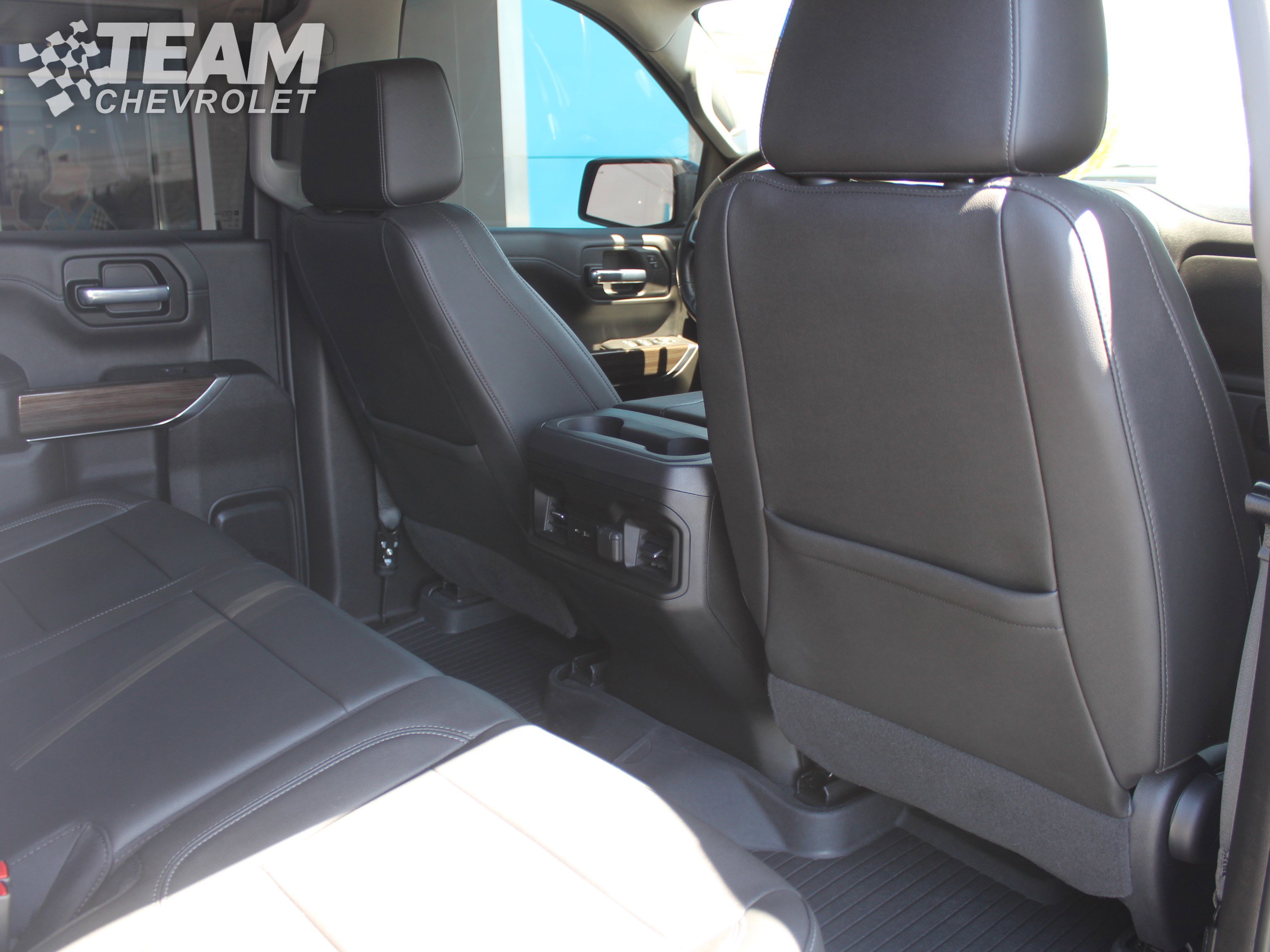 Used 2021 Chevrolet Silverado 1500 LT Trail Boss w/ Convenience Package II AWD/4WD image 23