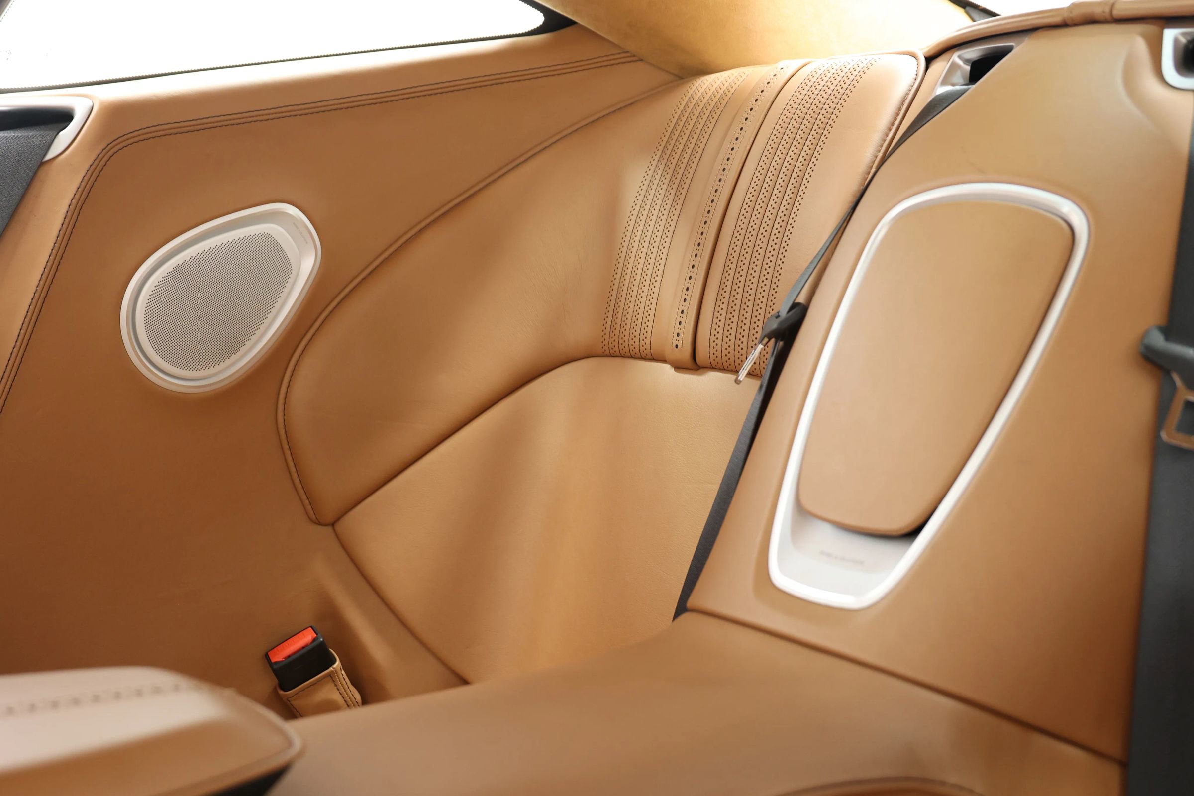 Used 2017 Aston Martin DB11 V12 image 49