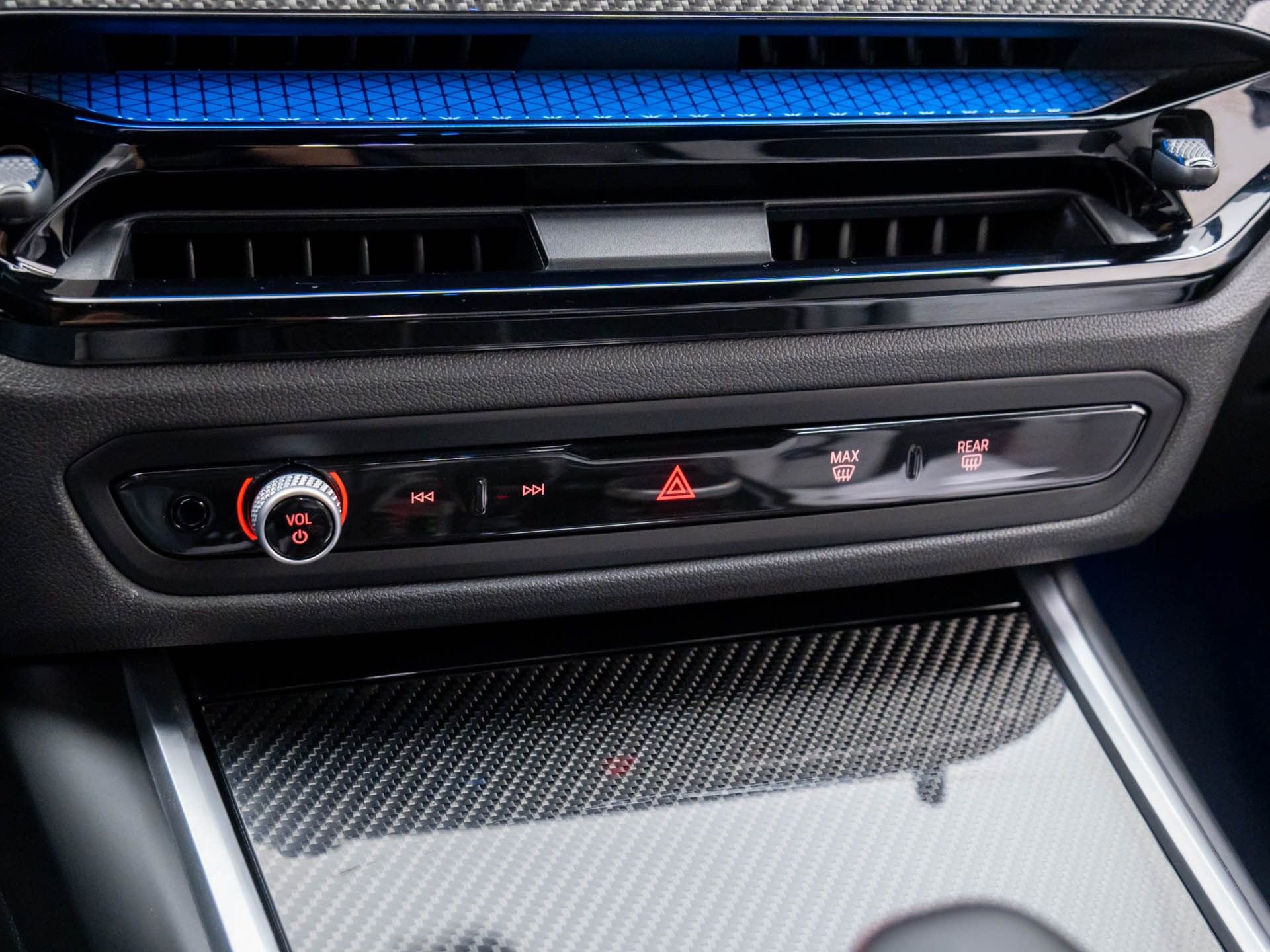 Certified 2025 BMW M4 xDrive Competition w/ M Driver's Package image 29