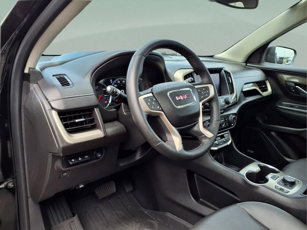 Certified 2024 GMC Terrain Denali w/ Denali Premium Package AWD/4WD image 11