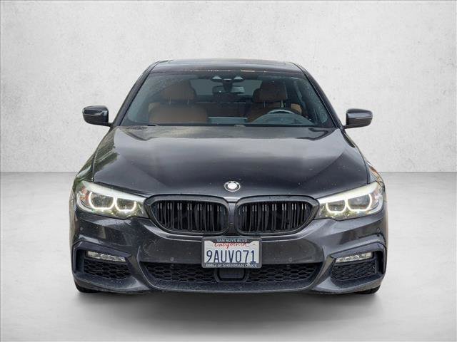 Used 2018 BMW 540i RWD image 2