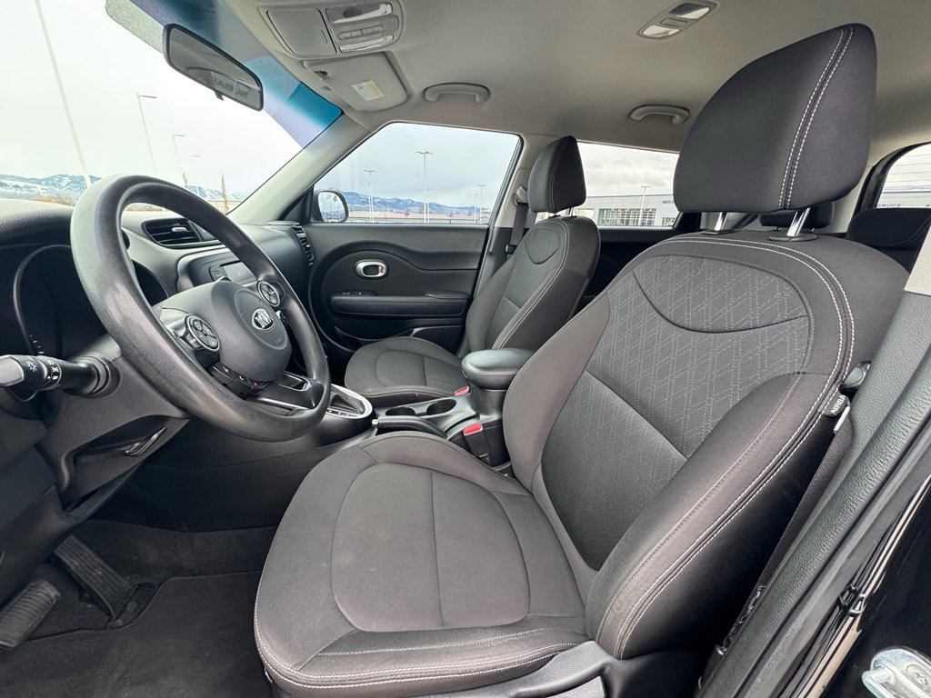 Used 2019 Kia Soul image 12