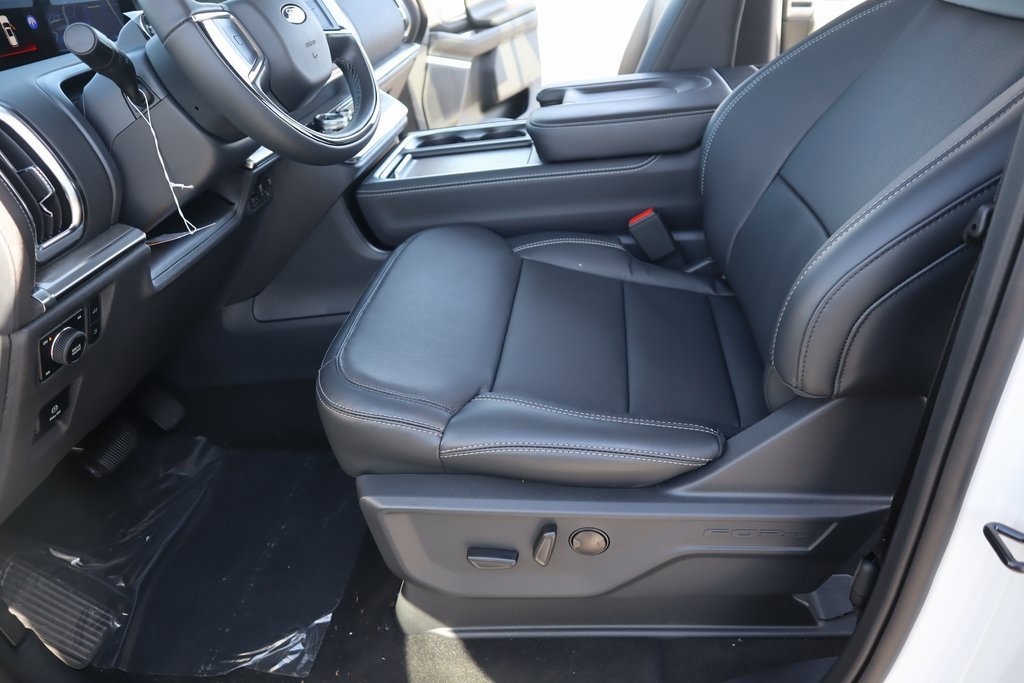 New 2025 Ford Expedition Platinum w/ Driver's Package image 12