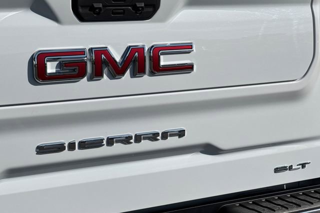 Used 2025 GMC Sierra 1500 SLT AWD/4WD image 52