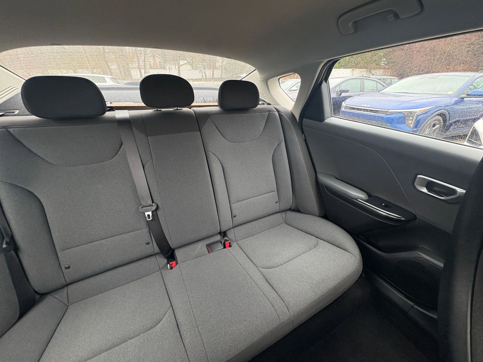 Used 2025 Kia K4 FWD image 35