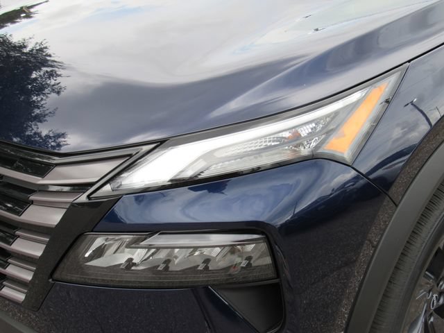 New 2026 Nissan Rogue SV FWD image 11