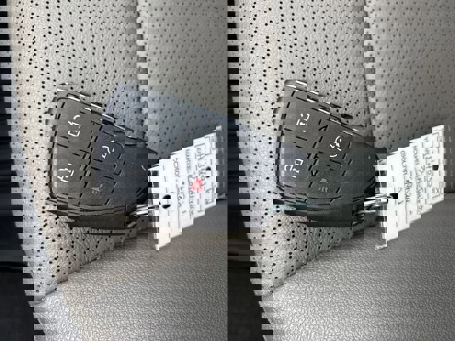 Used 2025 Chevrolet Colorado ZR2 w/ Technology Package image 25