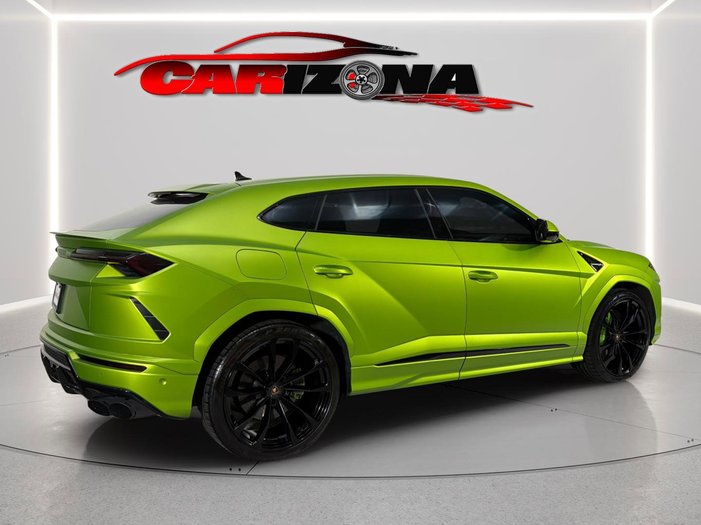Used 2020 Lamborghini Urus AWD/4WD image 4