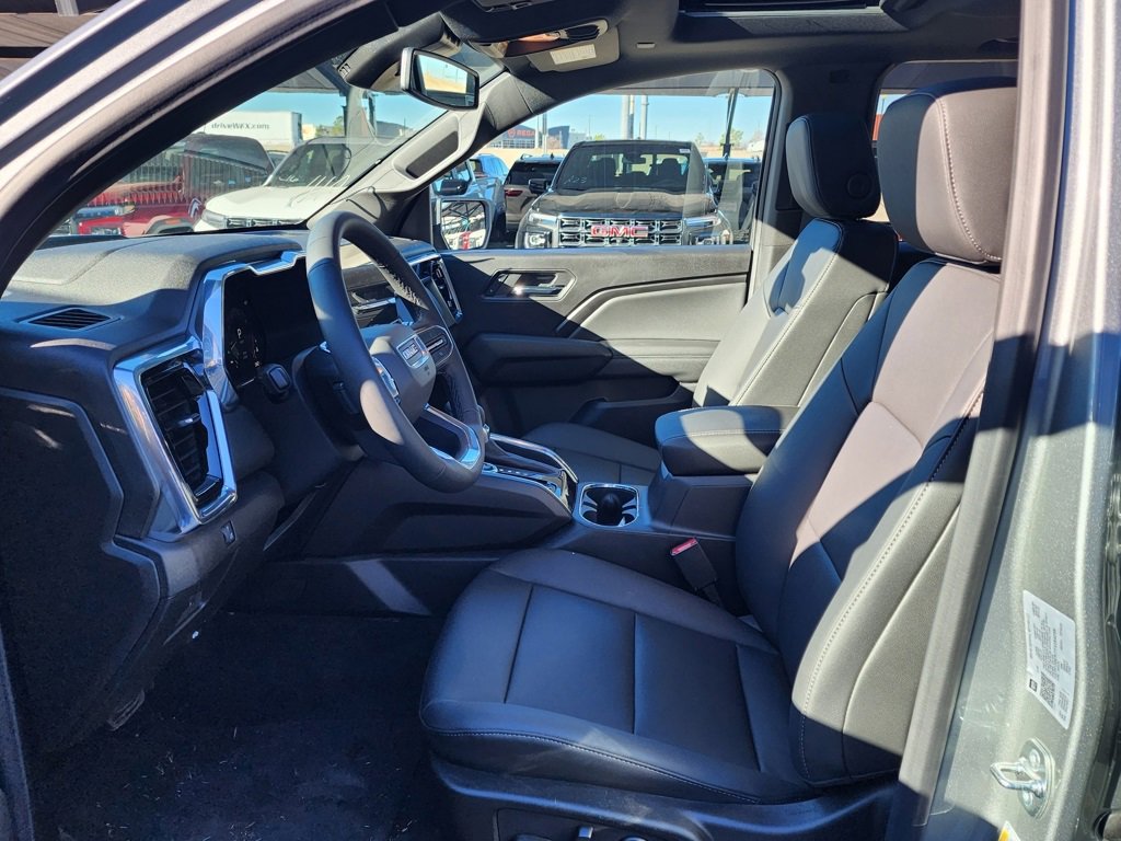 New 2026 GMC Canyon Elevation w/ Convenience Package image 15