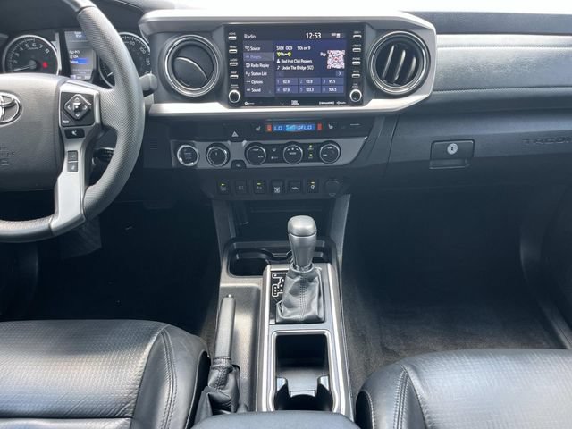 Used 2022 Toyota Tacoma Limited AWD/4WD image 18
