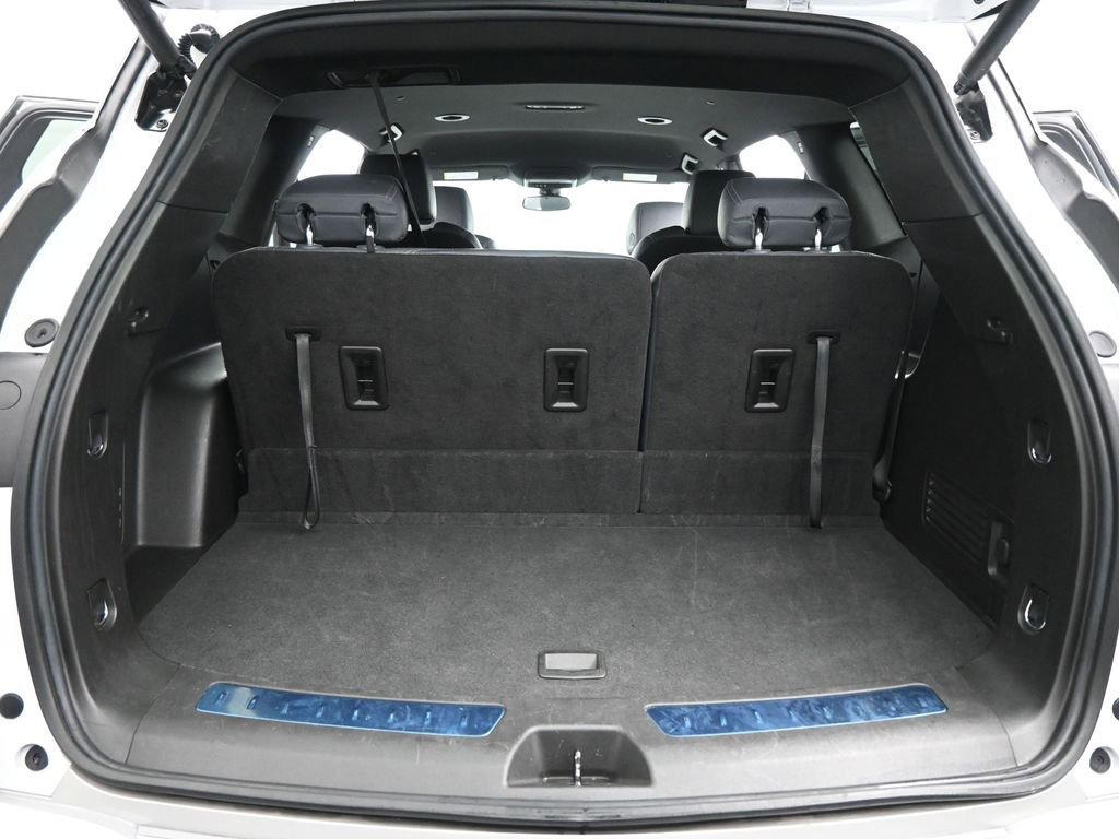 Used 2022 Buick Enclave Essence image 22